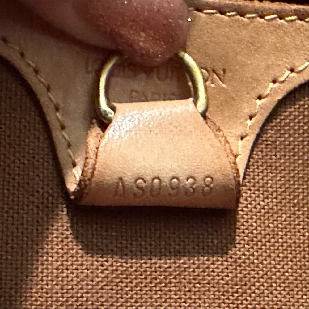 Louis Vuitton Monogram Ellipse PM Handbag - Picture 10 of 16